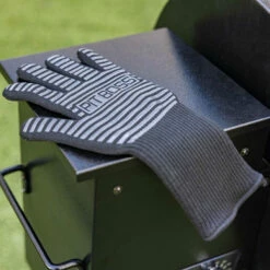 High Heat Knitted BBQ Gloves -Out Griller Shop 41061 high heat bbq gloves 2