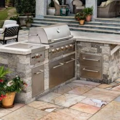 5-Burner Grill -Out Griller Shop 463277519 lifestyle 2