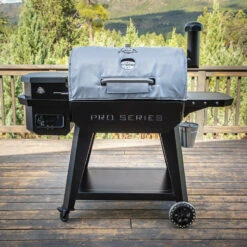 Pit Boss 700 Series Insulated Grill Blanket -Out Griller Shop 67341 700 Insulated Blanket Lifestyle 001